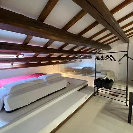 San Nicola Nocleg ze śniadaniem *