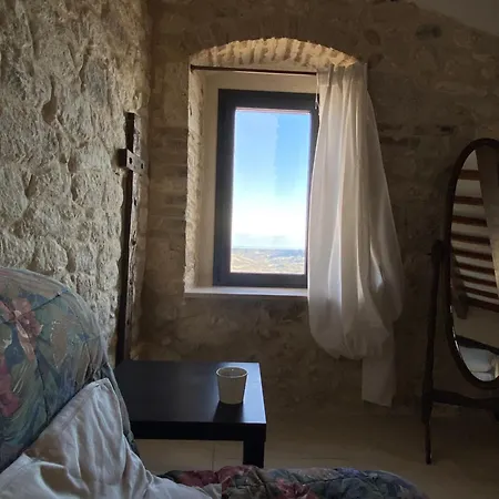 San Nicola Nocleg ze śniadaniem Pretoro