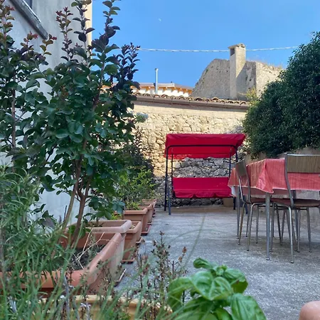 San Nicola * Pretoro