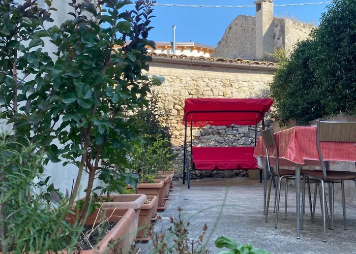 San Nicola * Pretoro